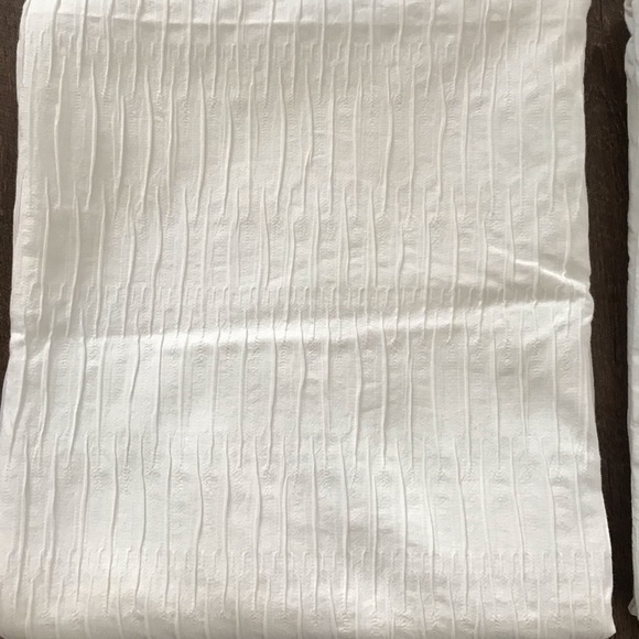 2 Pottery Barn Allover Pleated Cutains - Picture 5 of 7